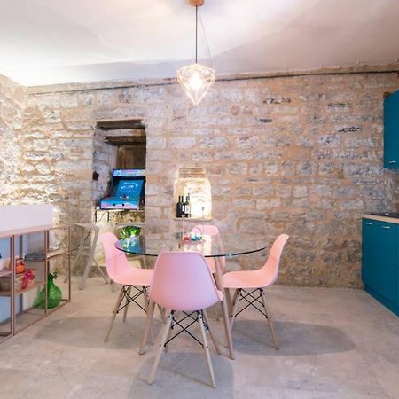 Cornelia Cavern Cosy Studio Apartment In سبيلّو المظهر الخارجي الصورة